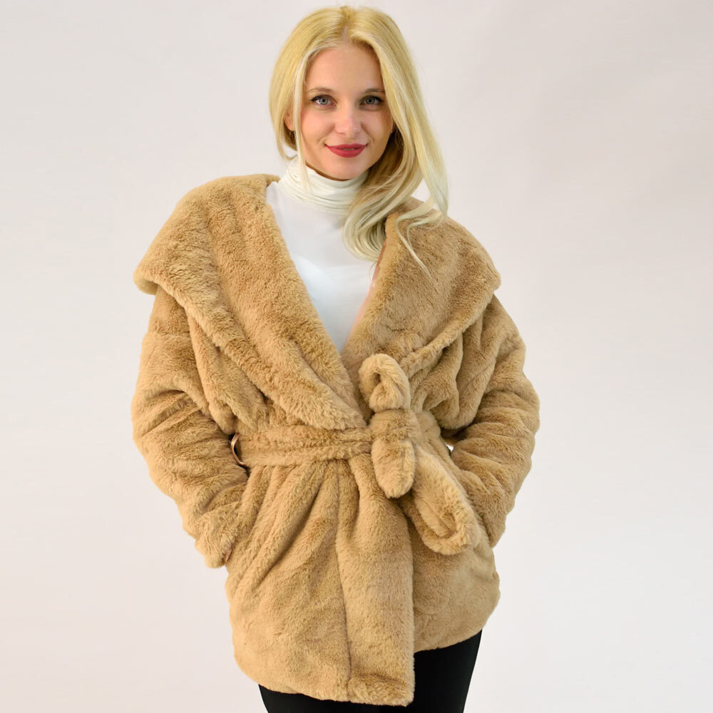 Γυναικείο παλτό γούνα με ζώνη