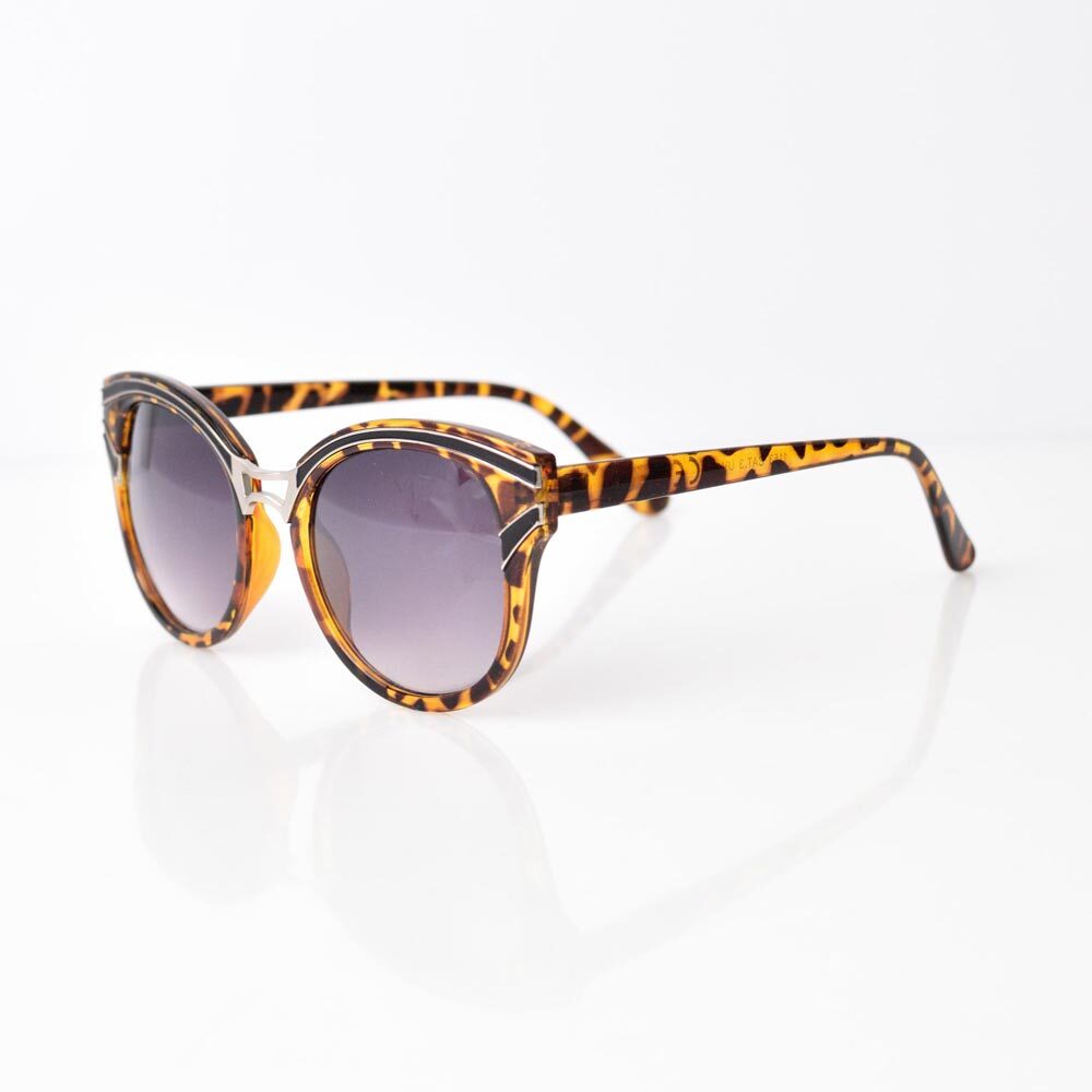 Γυναικεία γυαλιά ηλίου σε animal print σχέδιο